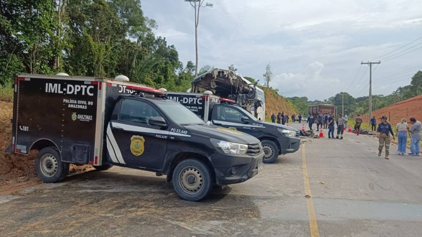 Bitrem em alta velocidade causa grave acidente com 18 feridos e 4 óbitos