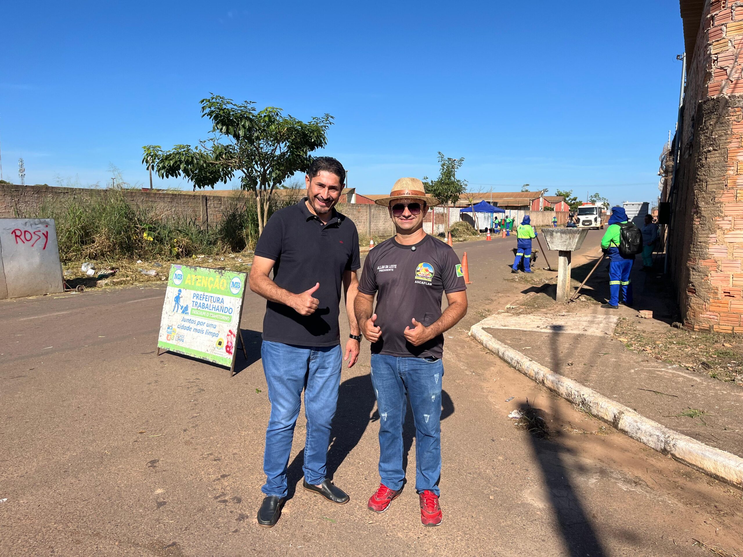 Seinfra atende pedido de Márcio Pacele e inicia limpeza na rua Itatiaia